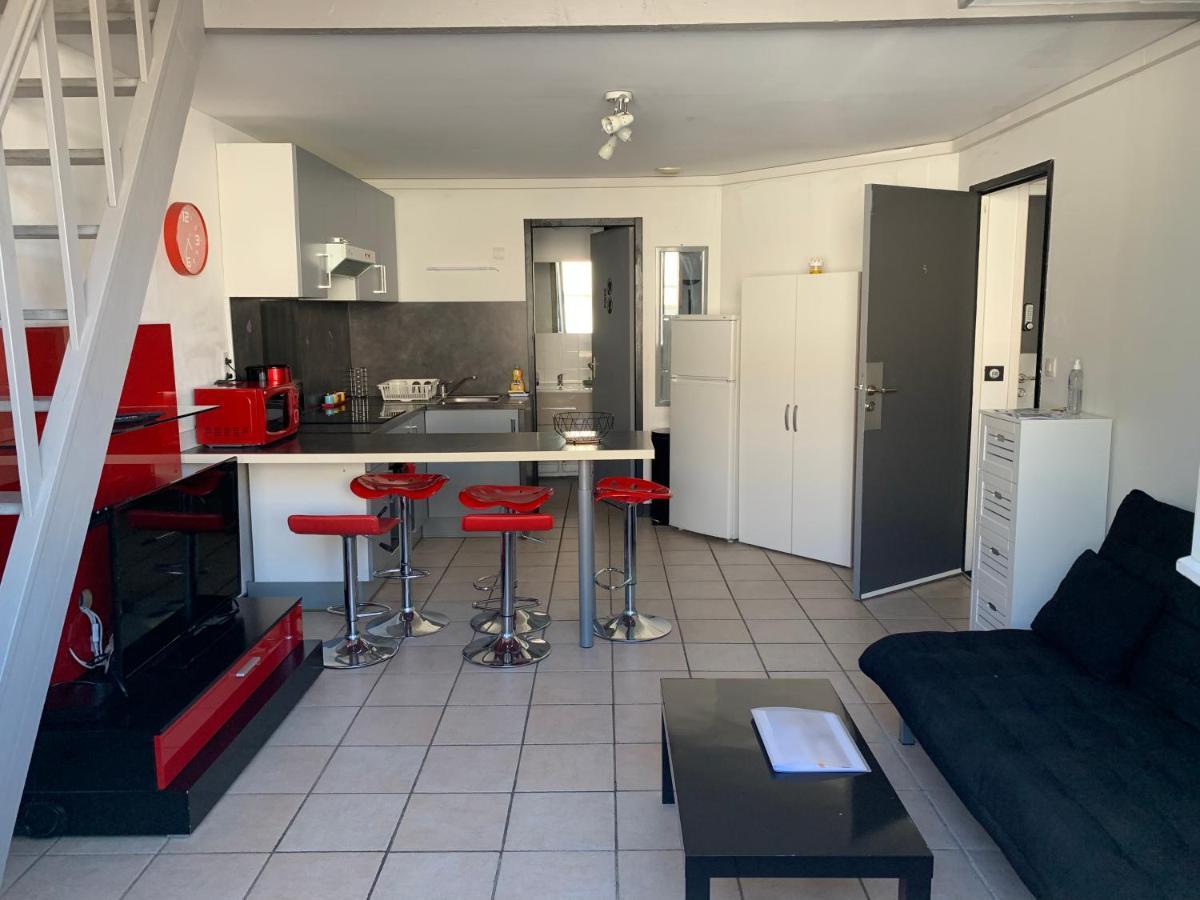 Appartement T3 Tout Confort En Duplex A 20Mn A Pied Du Centre-Ville Avec Tv Et Wifi ラ・ロシェル エクステリア 写真