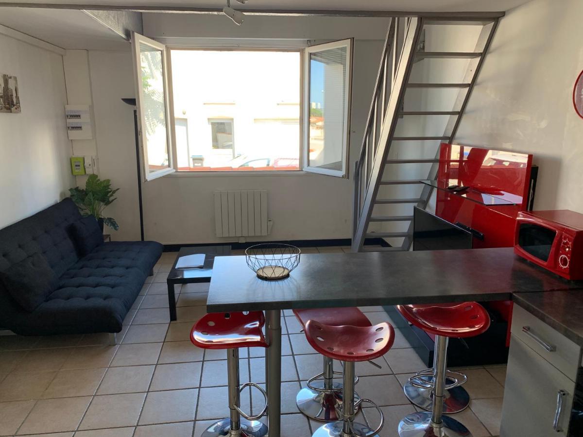 Appartement T3 Tout Confort En Duplex A 20Mn A Pied Du Centre-Ville Avec Tv Et Wifi ラ・ロシェル エクステリア 写真